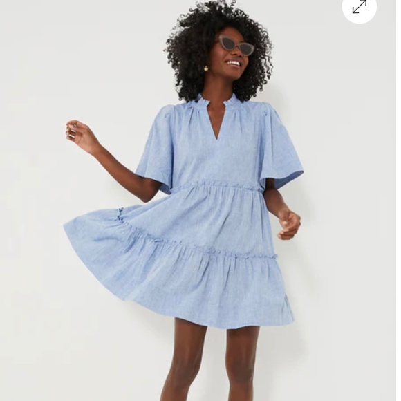 Tuckernuck Dresses & Skirts - Tuckernuck Crawford Dress in Chambray - Small